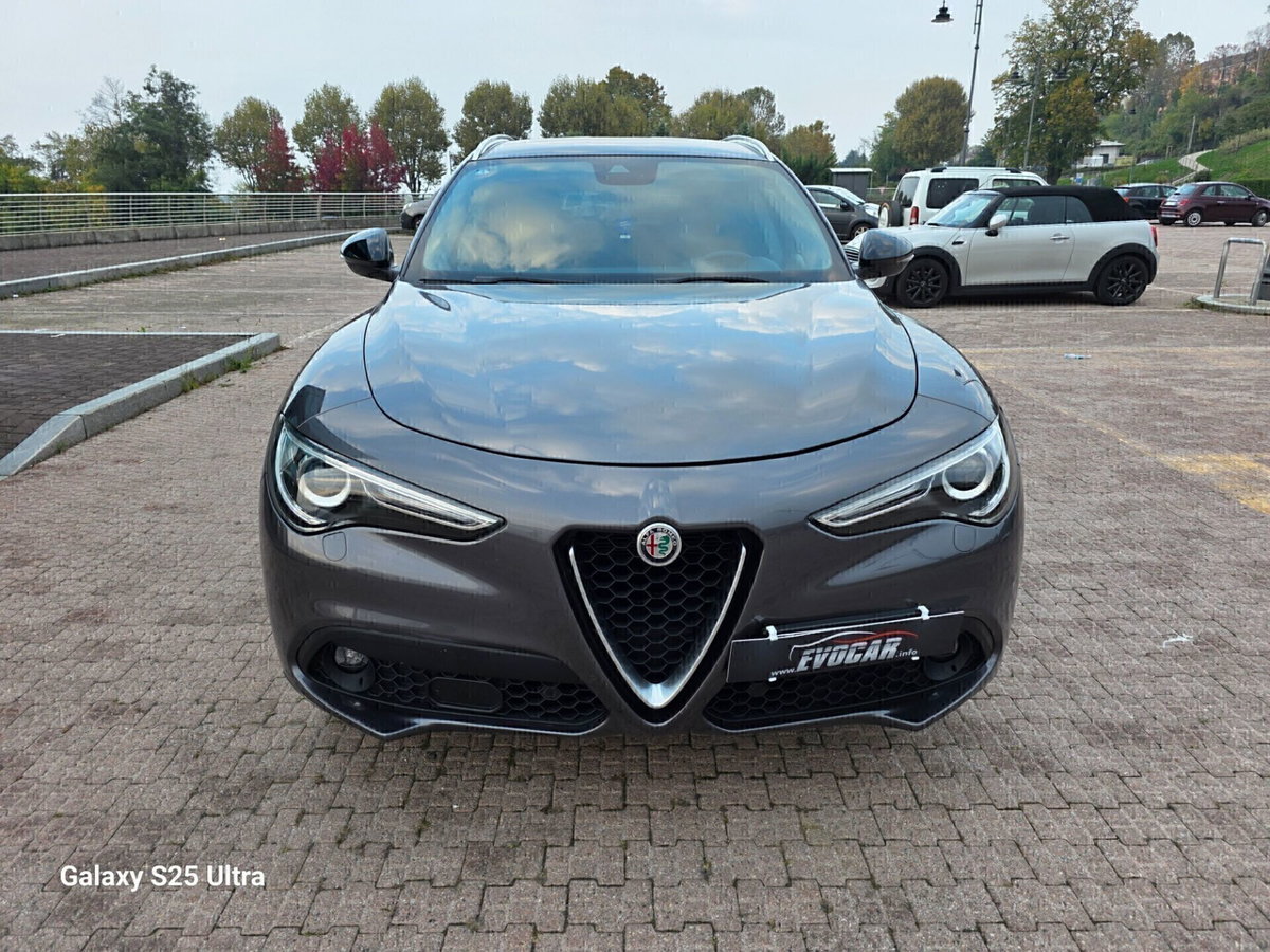 Alfa Romeo Stelvio Stelvio 2.2 Turbodiesel 210 CV AT8 Q4 6C Villa D'este (19)